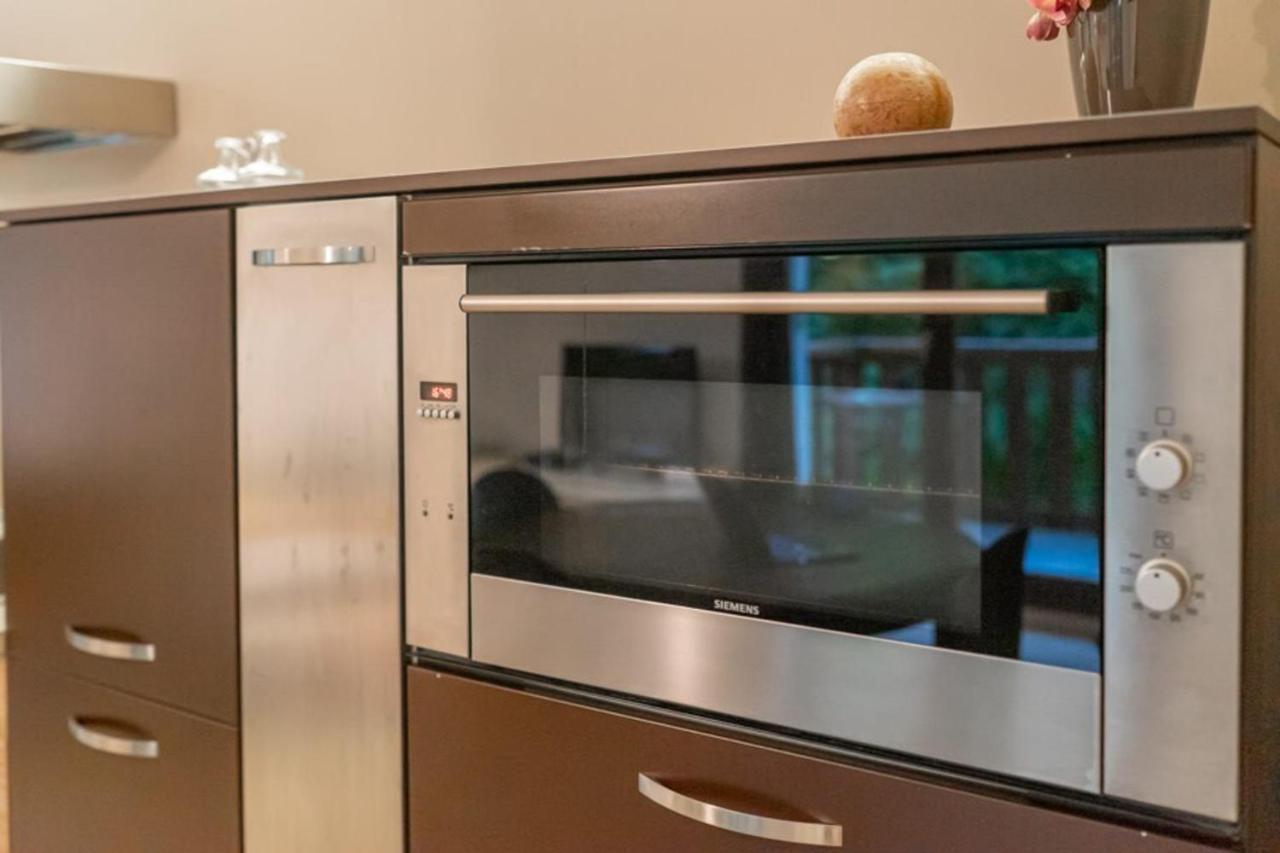 Appartamento Promenade Furnished Flat Annecy Esterno foto
